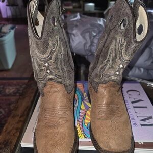 Old West Brown and Tan Ankle Boots